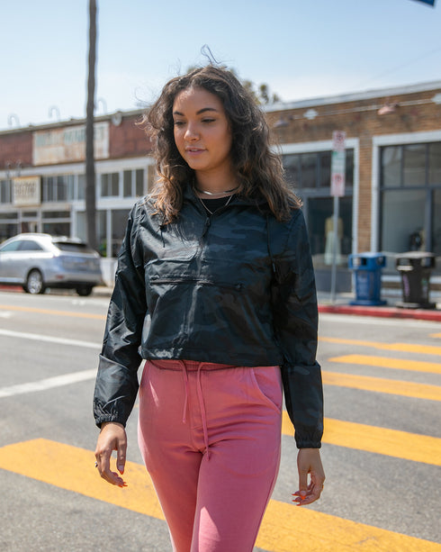 Women’s Lightweight Crop Windbreaker