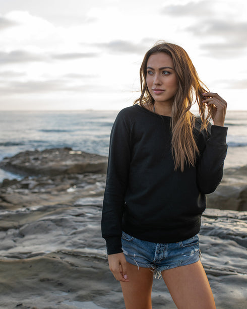 Women's Lightweight Capped Neck Crew