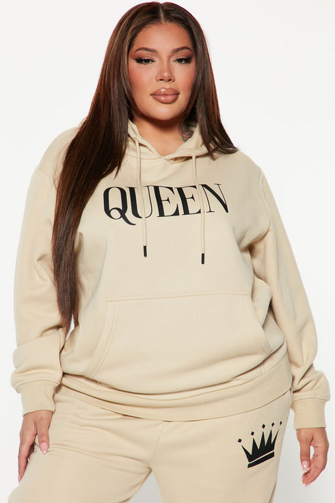 Family Goals Women's Queen Hoodie - Tan