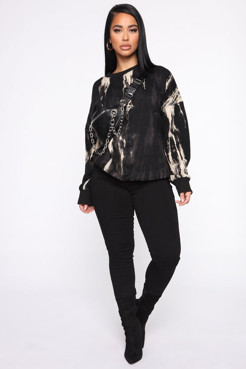 Dangerous Affection Sweatshirt - Black/combo